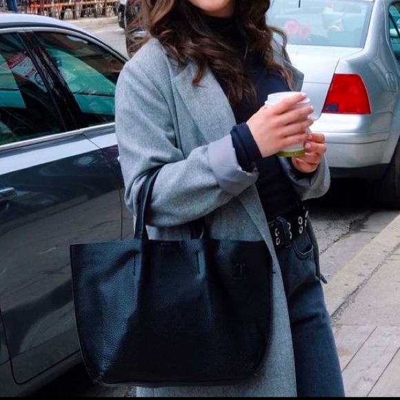 Handbags - ✨SOLD✨Black faux-leather handbag